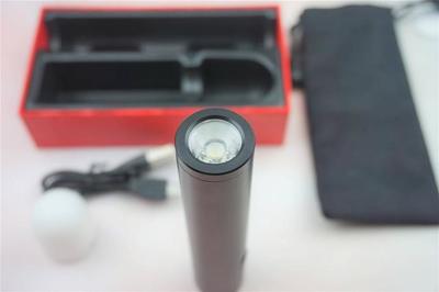 小手電大擔當!極蜂手電筒評測分享,不愧是可滿足剛需的產品!